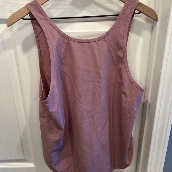 Pink Lululemon Mesh Tank Top size 12 - Picture 3 of 3